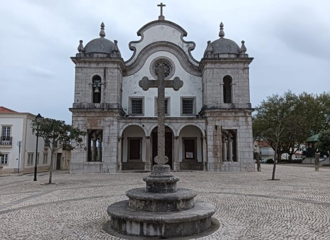 Castelo de Atouguia da Baleia (Ruins), Portugal